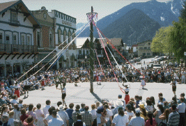 leavenworth washington dancers maifest wa annual