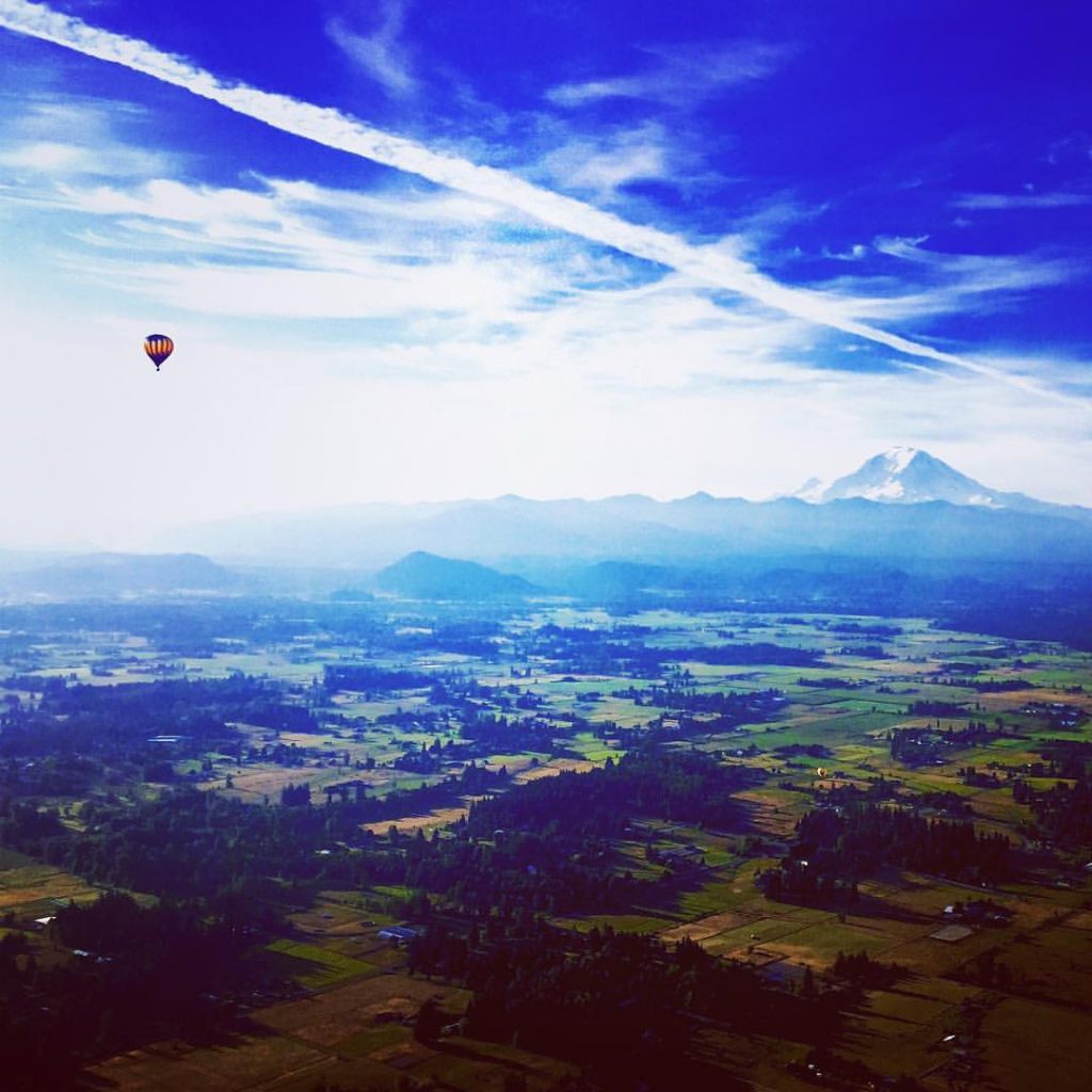 Hot air ballooning in Seattle