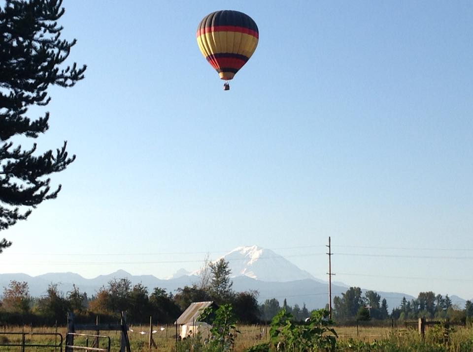 Seattle hot air balloon ride seattle Mt. Rainier